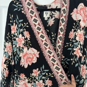 Billabong long sleeve kimono